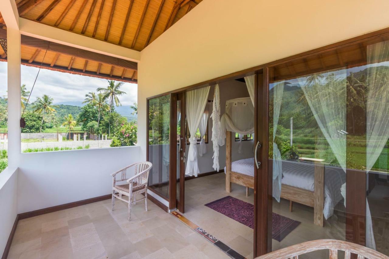 Villa Gayatri Hidden Oasis Amed Екстериор снимка