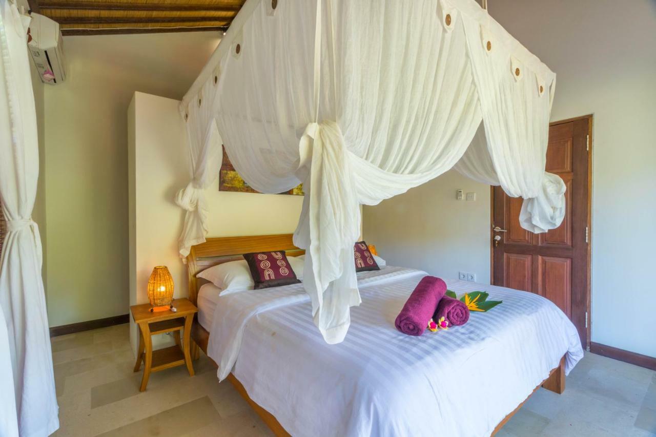 Villa Gayatri Hidden Oasis Amed Екстериор снимка
