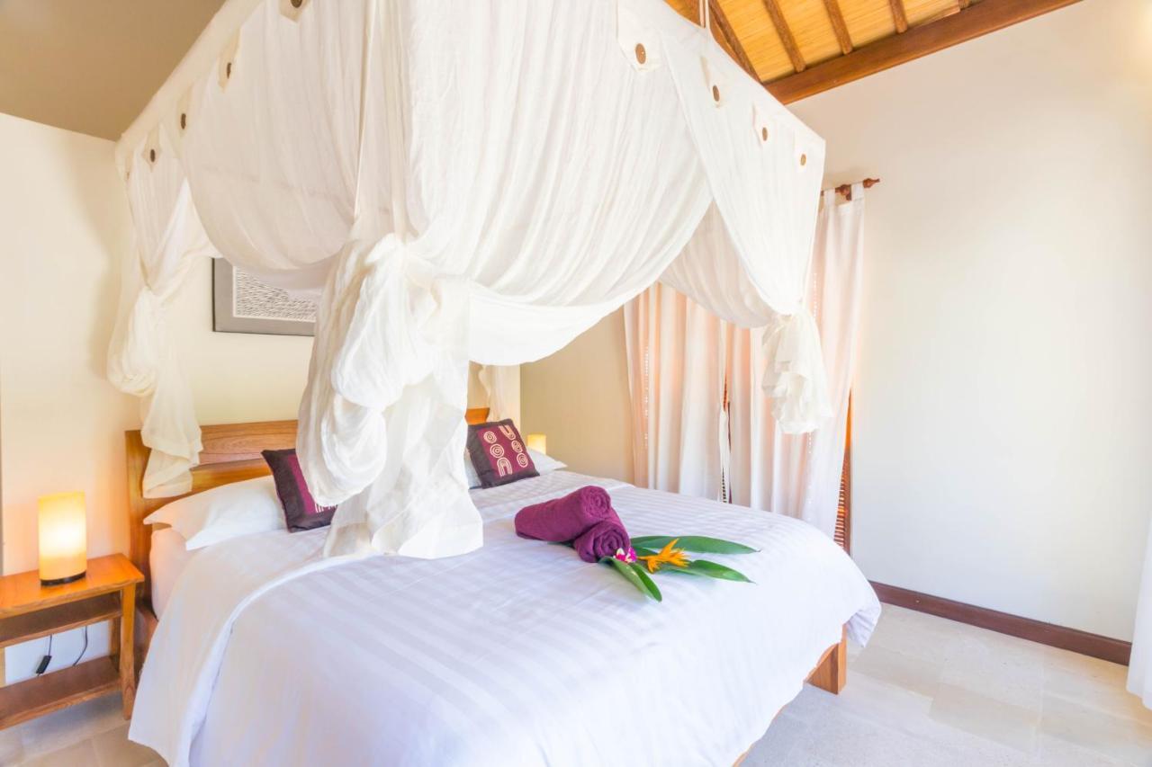 Villa Gayatri Hidden Oasis Amed Екстериор снимка