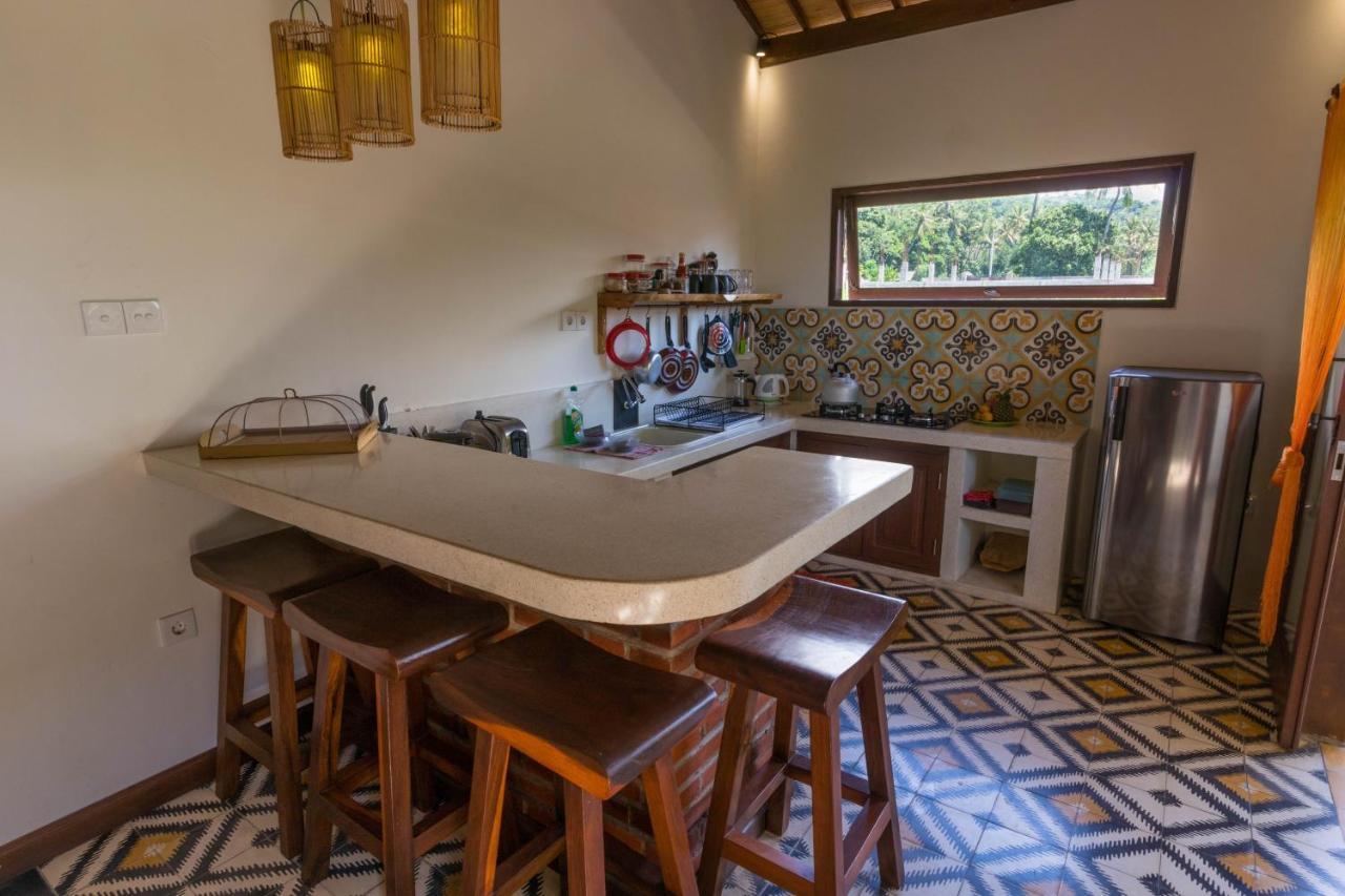 Villa Gayatri Hidden Oasis Amed Екстериор снимка